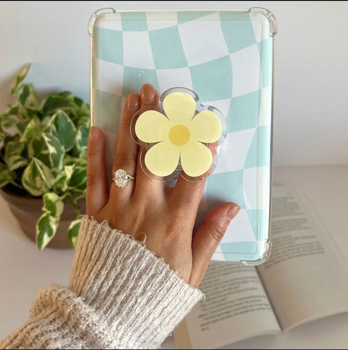 Yellow Flower Kindle/Phone Grip