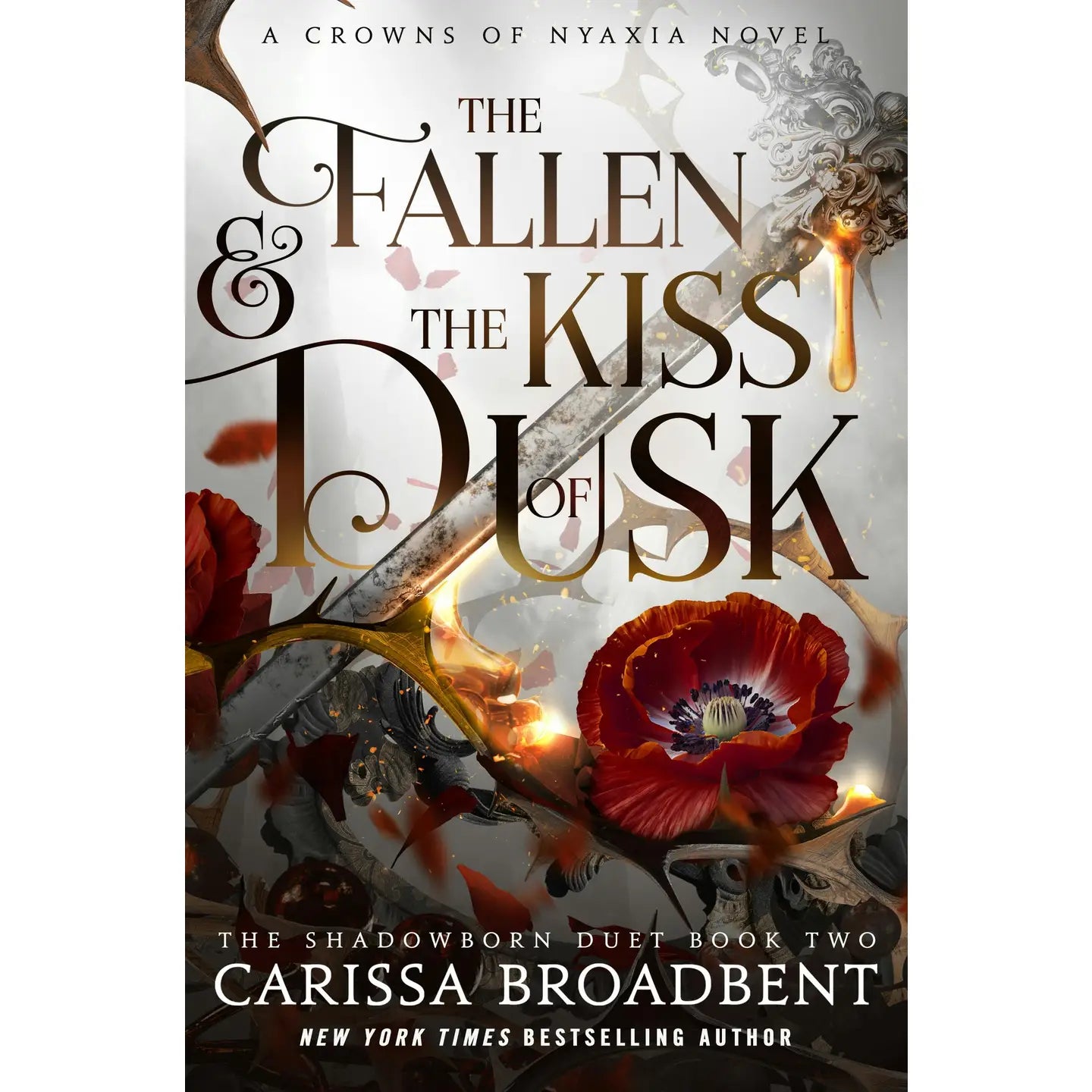 The Fallen & the Kiss of Dusk (Crowns of Nyaxia #4)