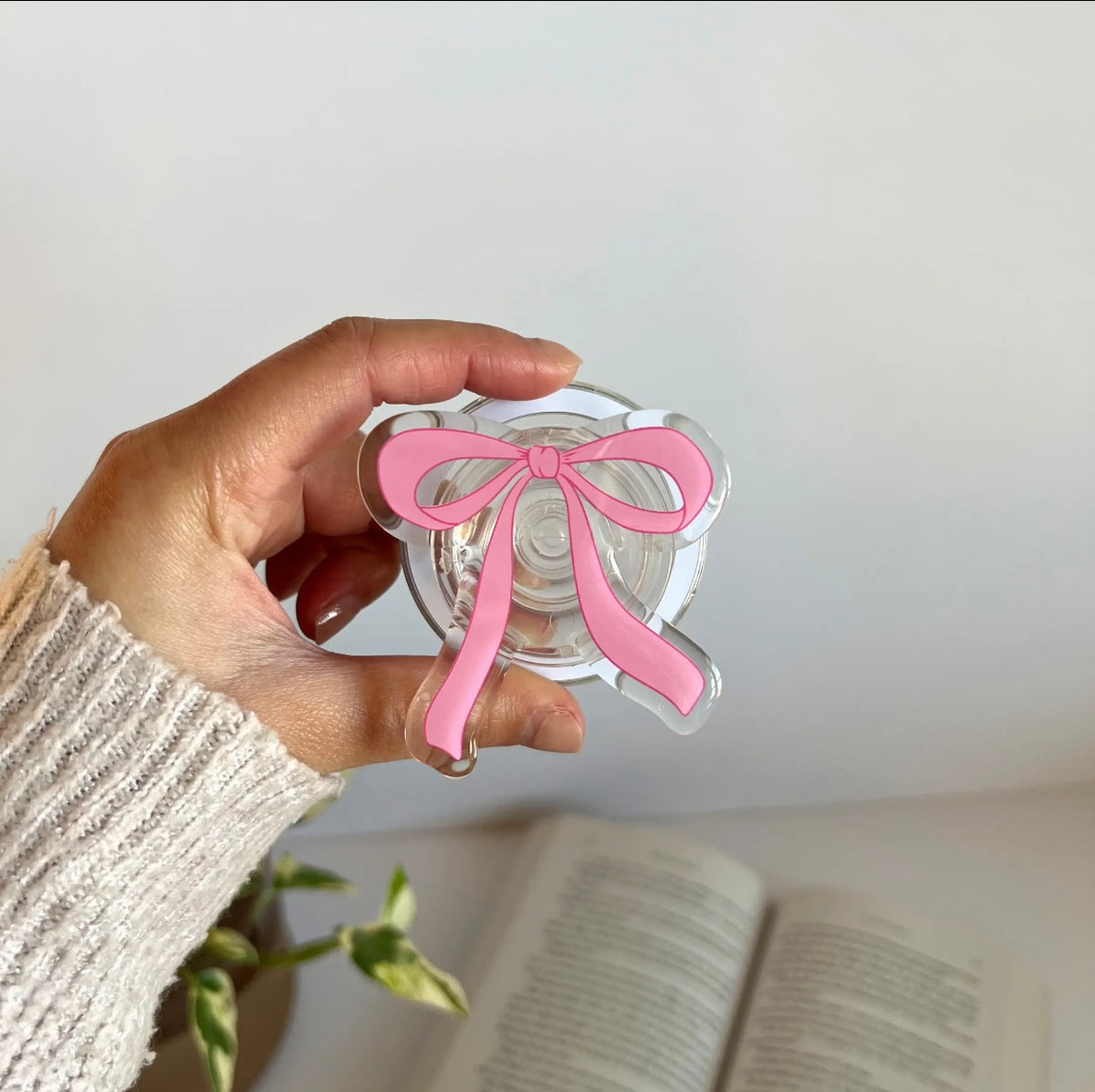 Pink Bow Kindle/Phone Grip